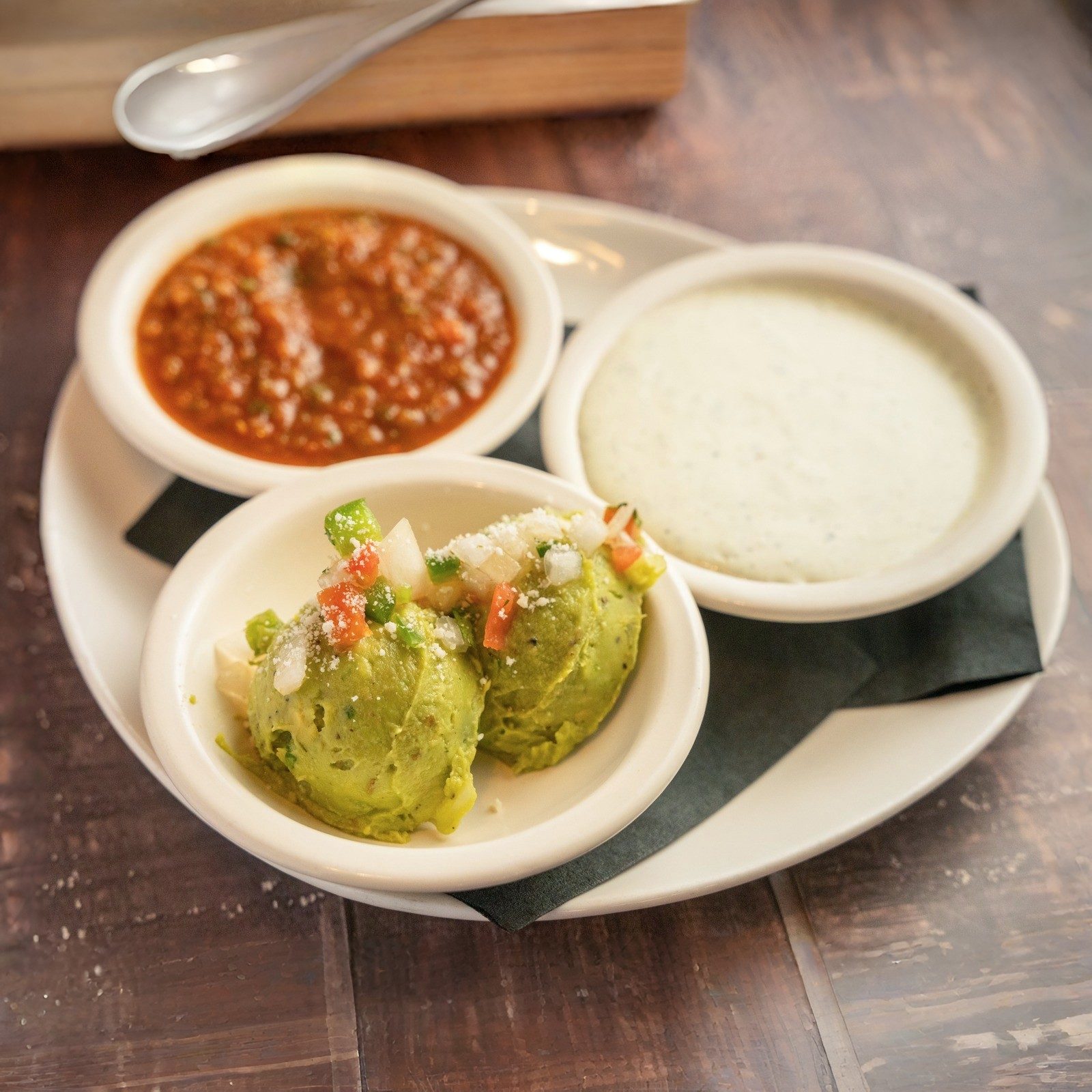 Dip Sampler w/Taco Meat Queso.