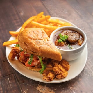 1/2 Crab Cake PoBoy Combo